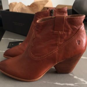 Frye Reina Bootie